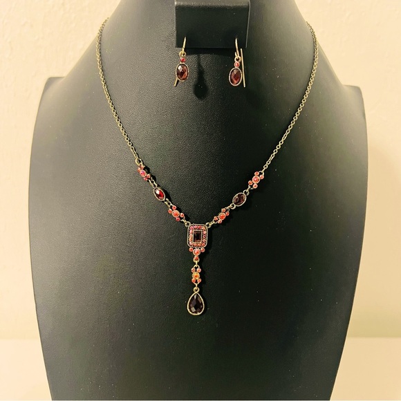 Vintage Avon Golden Red Y Gold Tone & Red Colors Necklace & Earrings Set - Picture 1 of 7